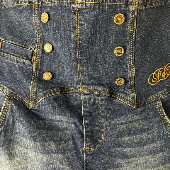 Fabulosity high waisted jean capris w side zipper - Picture 2 of 6